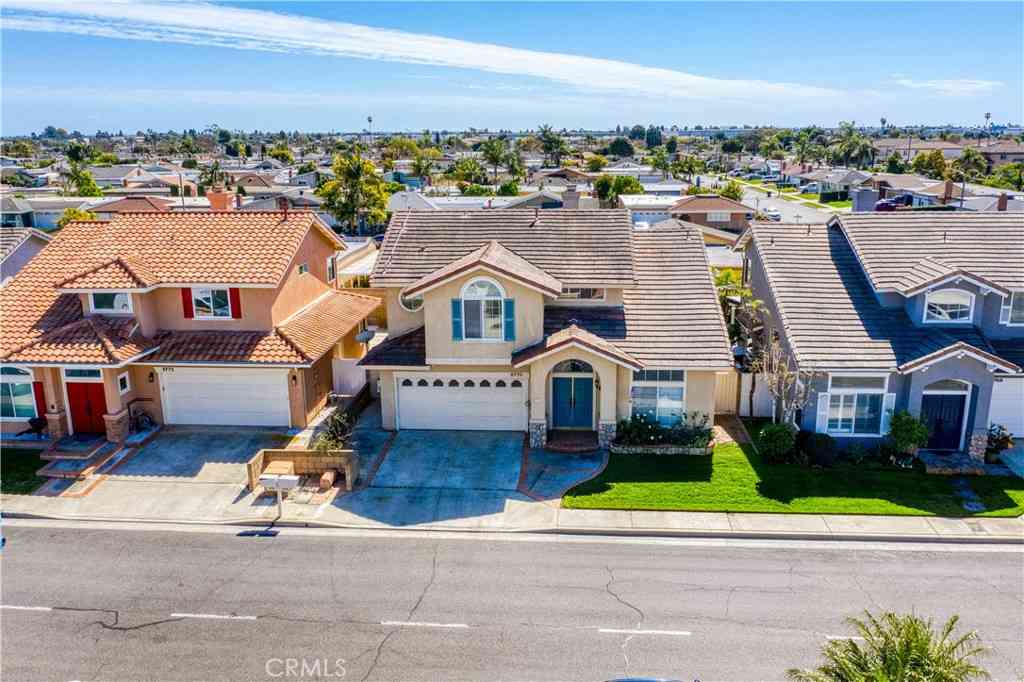 Homes For Sale - 5770 Centerstone Ct<br/> Westminster, CA 92683