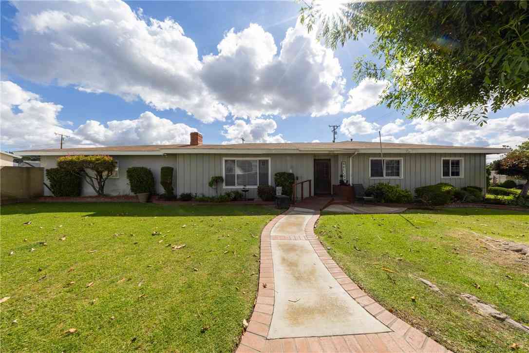 Homes For Sale - 10162 Grovedale Drive<br/> Whittier, CA 90603