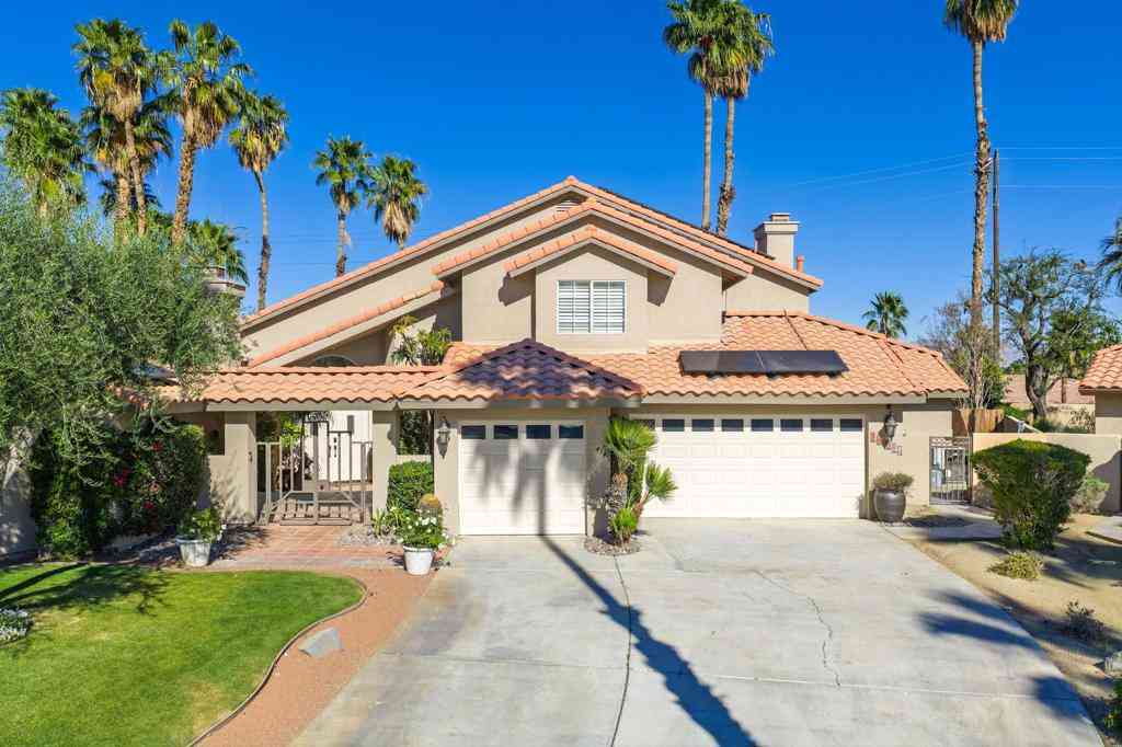 Homes For Sale - 76984 Sheffield Court<br/> Palm Desert, CA 92211