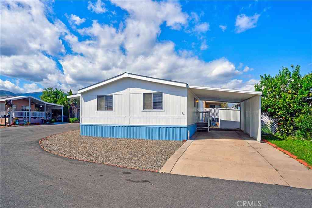 Mobile Home For Sale - 31750 Machado #86<br/> Lake Elsinore, CA 92530
