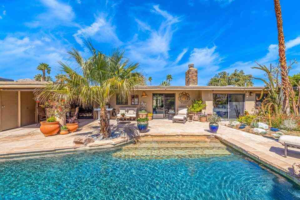 Homes For Sale - 47963 Sun Corral Trail<br/> Palm Desert, CA 92260