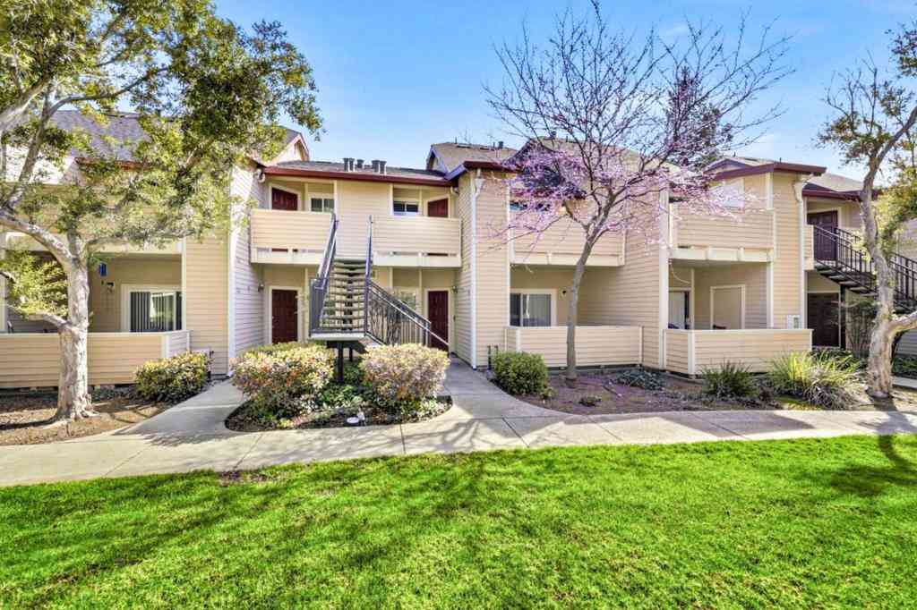 Condo For Sale - 1066 Cedar Gables Drive<br/> San Jose, CA 95118