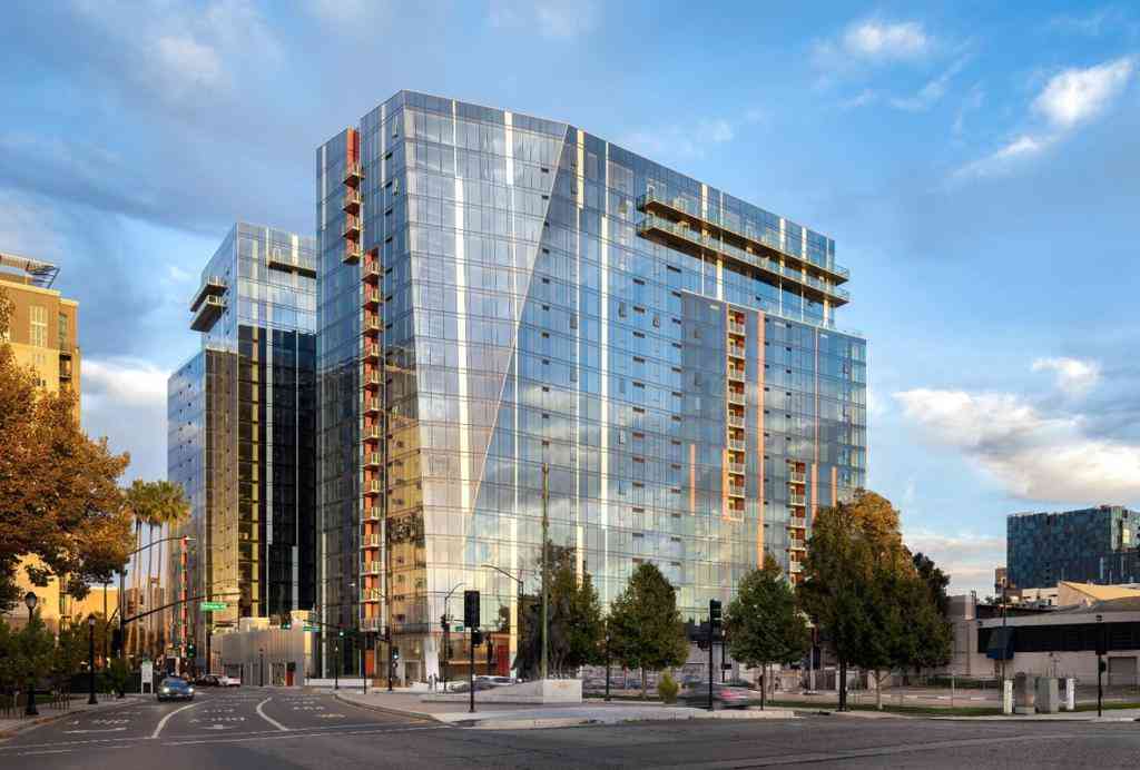 Condo For Sale - 188 W Saint James Street #10311<br/> San Jose, CA 95110