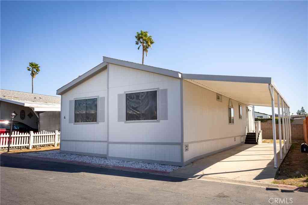 Mobile Home For Sale - 4041 Pedley #4<br/> Jurupa Valley, CA 92509