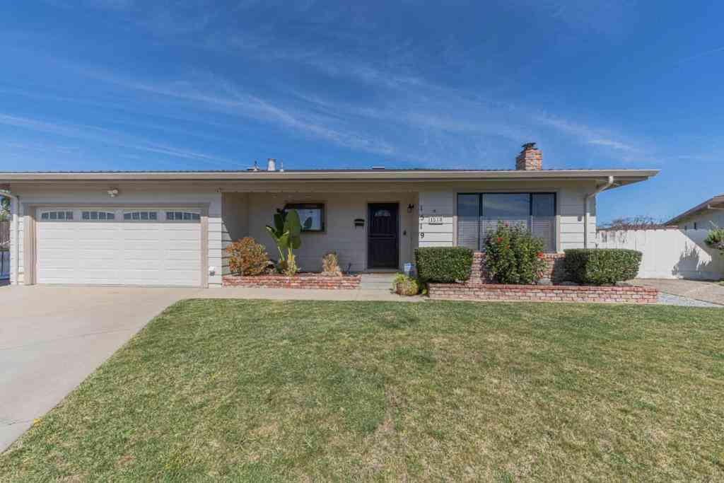 Homes For Sale - 1519 Los Altos Way<br/> Monterey County, Salinas, CA 93906