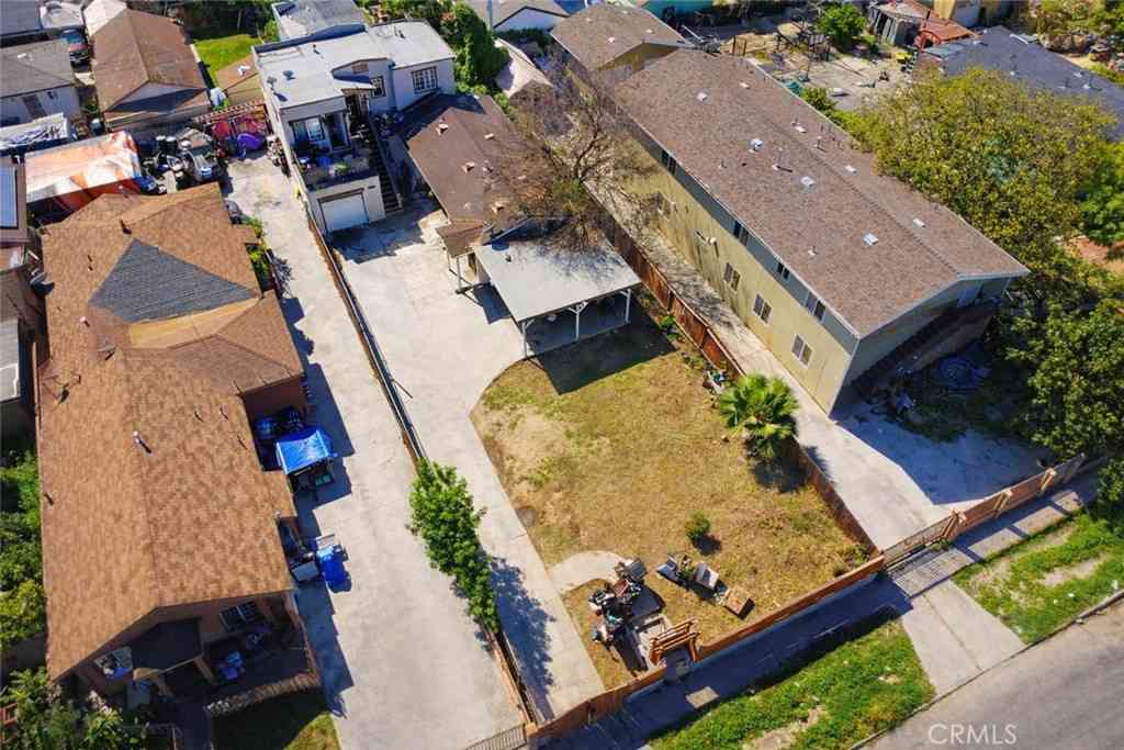Multifamily For Sale - 412 W 104th Street<br/> Los Angeles, CA 90003