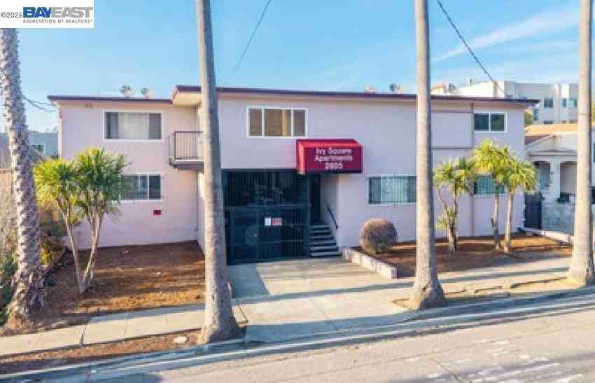 Homes For Sale - 2605 9th Ave<br/> Oakland, CA 94606