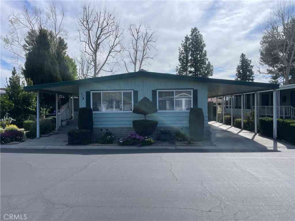 Mobile Home For Sale - 2230 Lake Park Drive #118<br/> San Jacinto, CA 92583