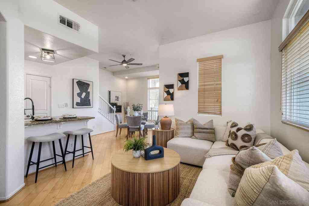 Townhouse For Sale - 598 Almond Rd<br/> San Marcos, CA 92078