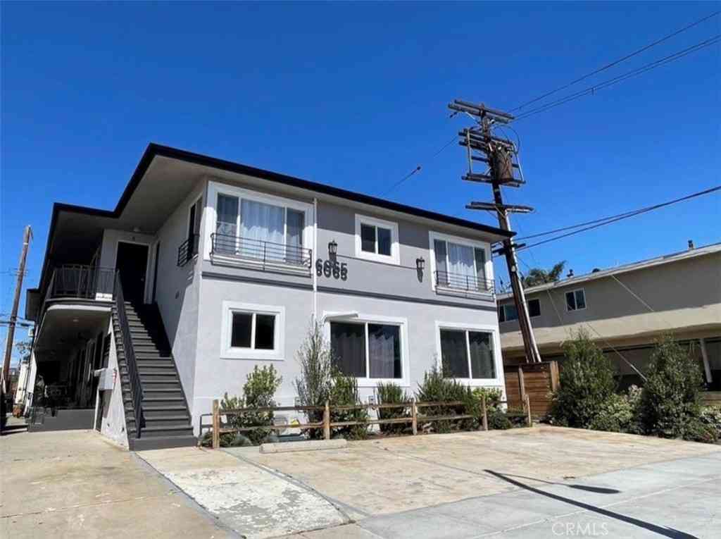 Apartment For Rent - 6065 Pickford Place #1<br/> Los Angeles, CA 90035