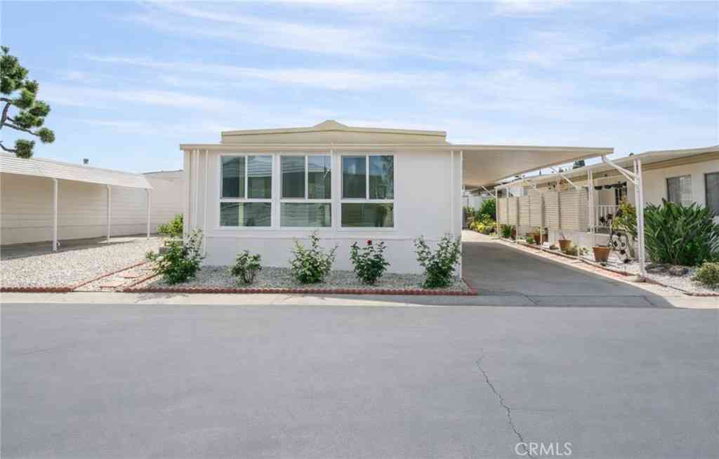 Mobile Home For Sale - 1441 Paso Real Avenue #165<br/> Rowland Heights, CA 91748