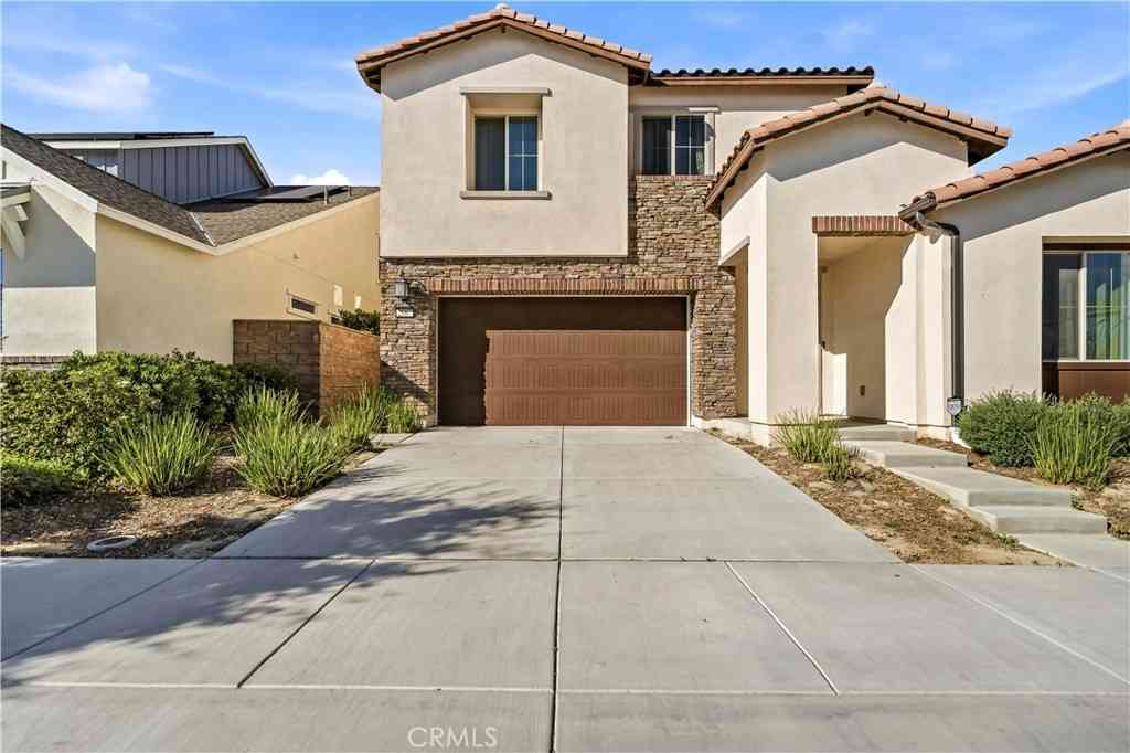 Homes For Sale - 2687 E Harlow Lane<br/> Ontario, CA 91762