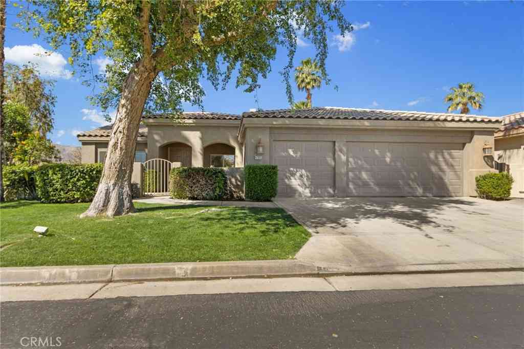 Homes For Sale - 47935 Via Opera<br/> La Quinta, CA 92253