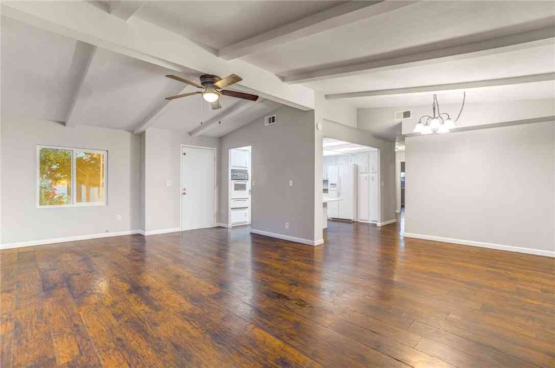 Mobile Home For Sale - 8536 Kern Canyon Road #184<br/> Bakersfield, CA 93306