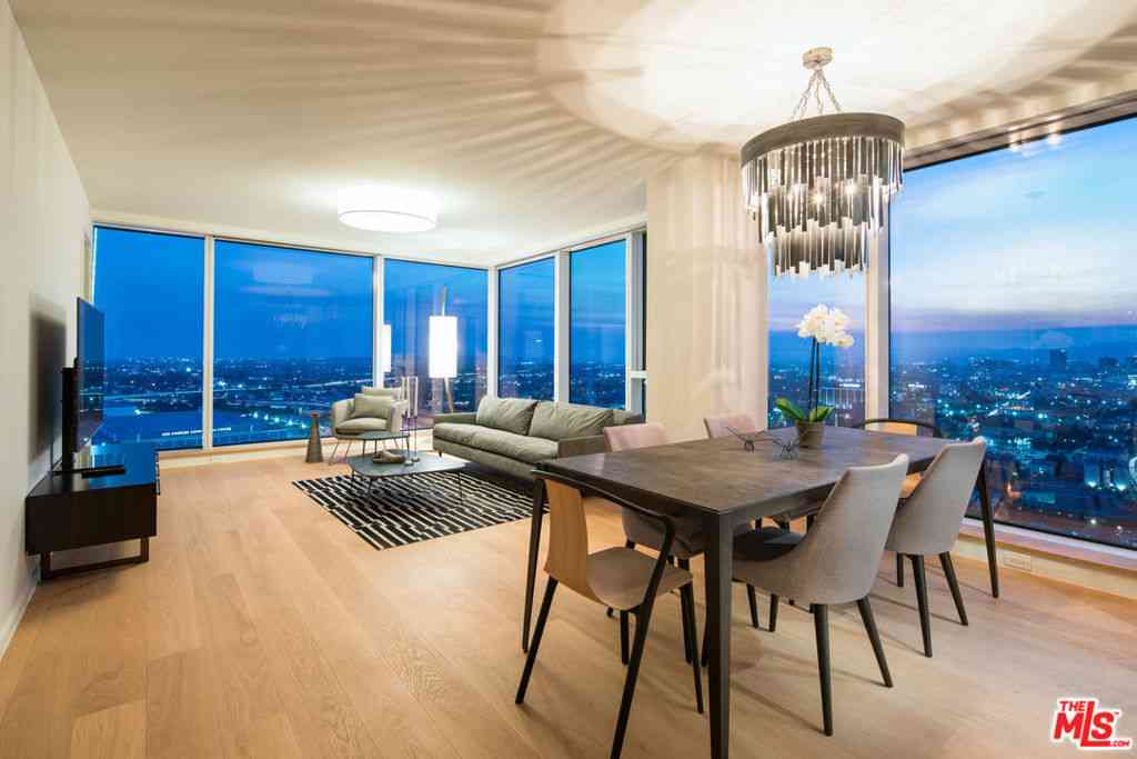 Condo For Rent - 889 Francisco Street<br/> Los Angeles, CA 90017