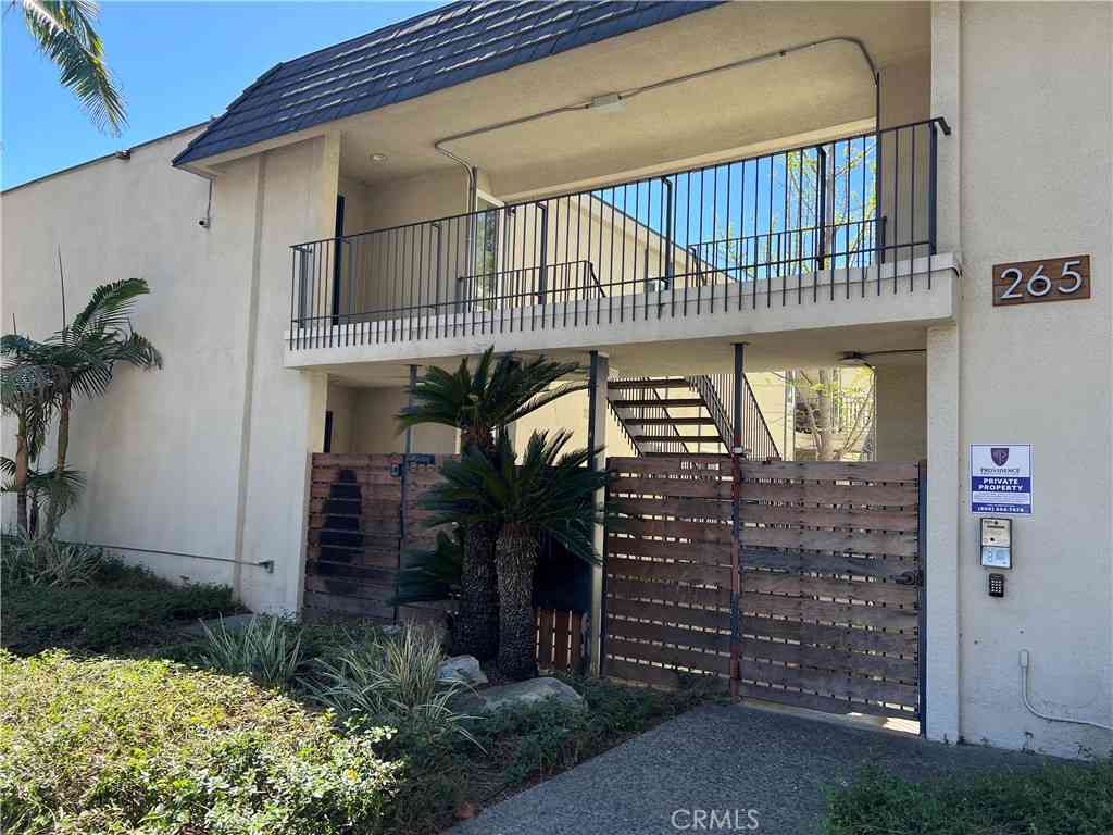 Apartment For Rent - 265 N Oakland #7<br/> Pasadena, CA 91101