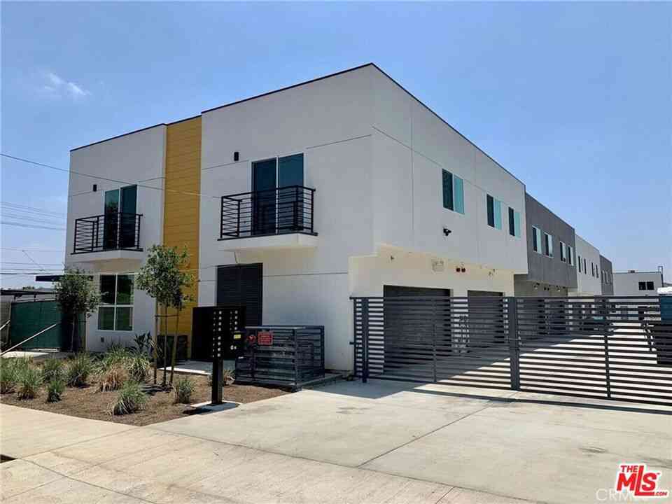 Homes For Sale - 12647 Bradley Avenue<br/> Sylmar, CA 91342