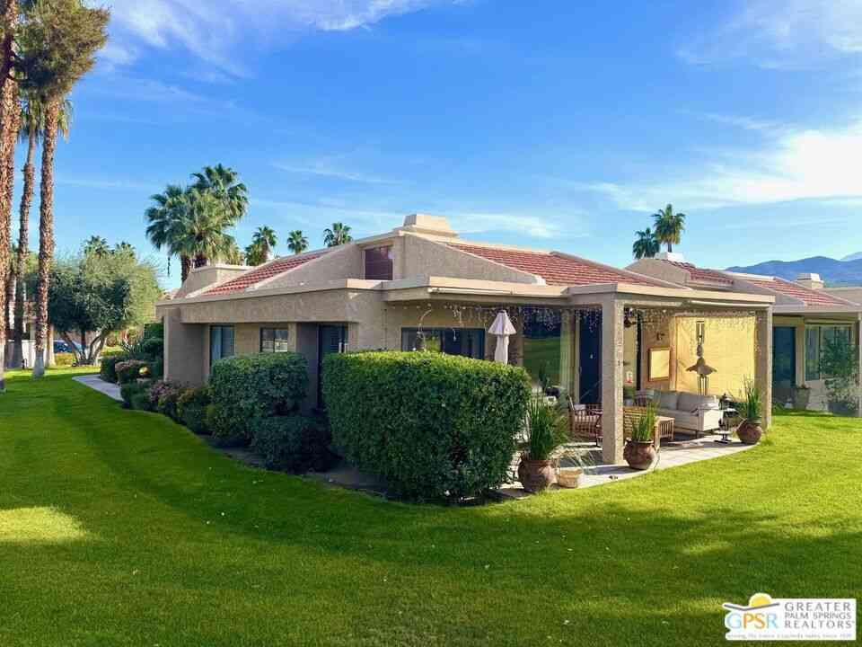 Condo For Sale - 35937 Paseo Circulo<br/> Riverside County, Cathedral City, CA 92234