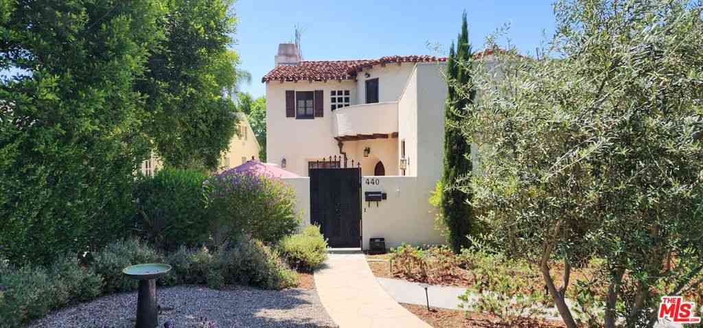 Homes For Rent - 440 Spencer Street<br/> Glendale, CA 91202