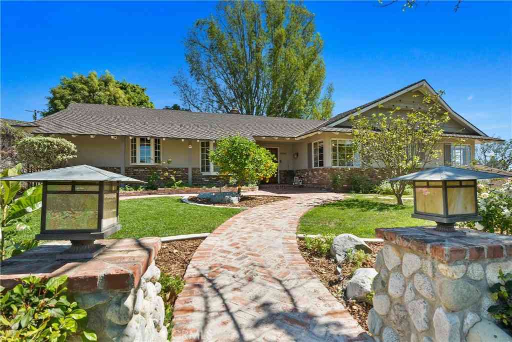 Homes For Sale - 9626 La Alba<br/> Whittier, CA 90603
