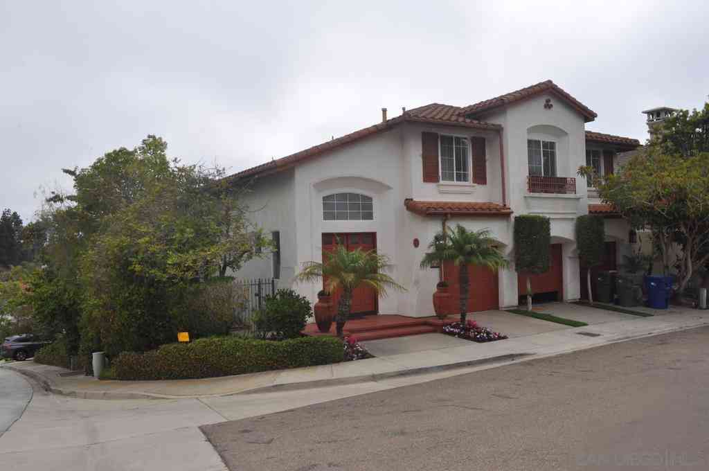 Homes For Rent - 6135 Glenchester Row<br/> La Jolla, CA 92037