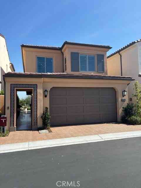 Homes For Sale - 139 Pisano<br/> Irvine, CA 92618