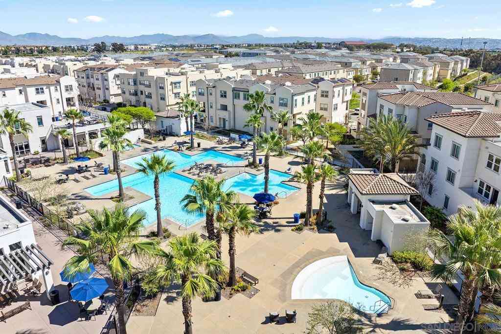 Condo For Sale - 5230 Calle Rockfish #99<br/> San Diego, CA 92154