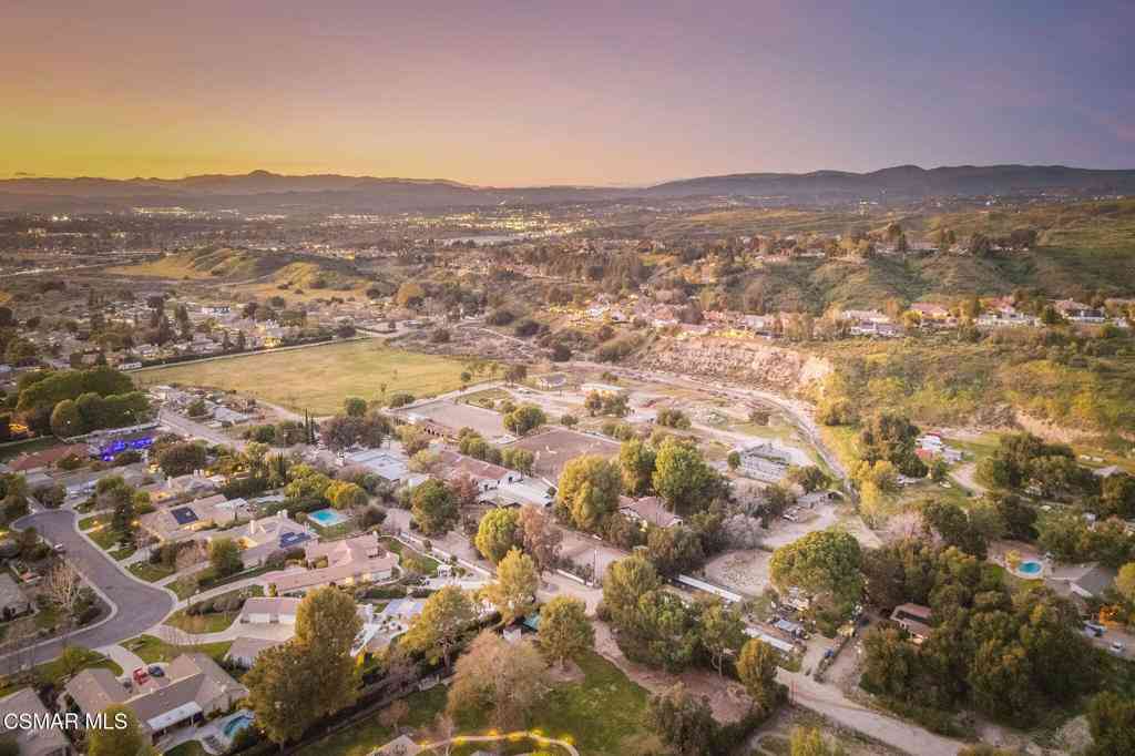 Homes For Sale - 24816 Aden Avenue<br/> Newhall, CA 91321