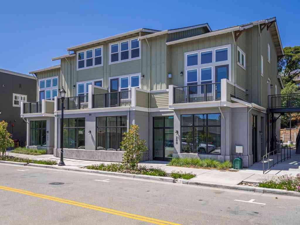 Condo For Sale - 111 Aptos Village Way #4<br/> Aptos, CA 95003