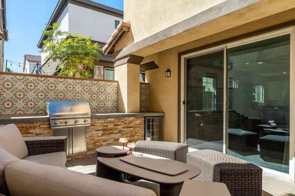 Condo For Sale - 41183 Emory Lane<br/> Palm Desert, CA 92211