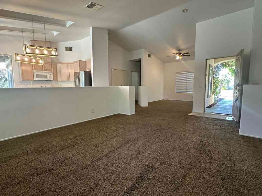 Homes For Rent - 248 Strada Fortuna<br/> Palm Desert, CA 92260