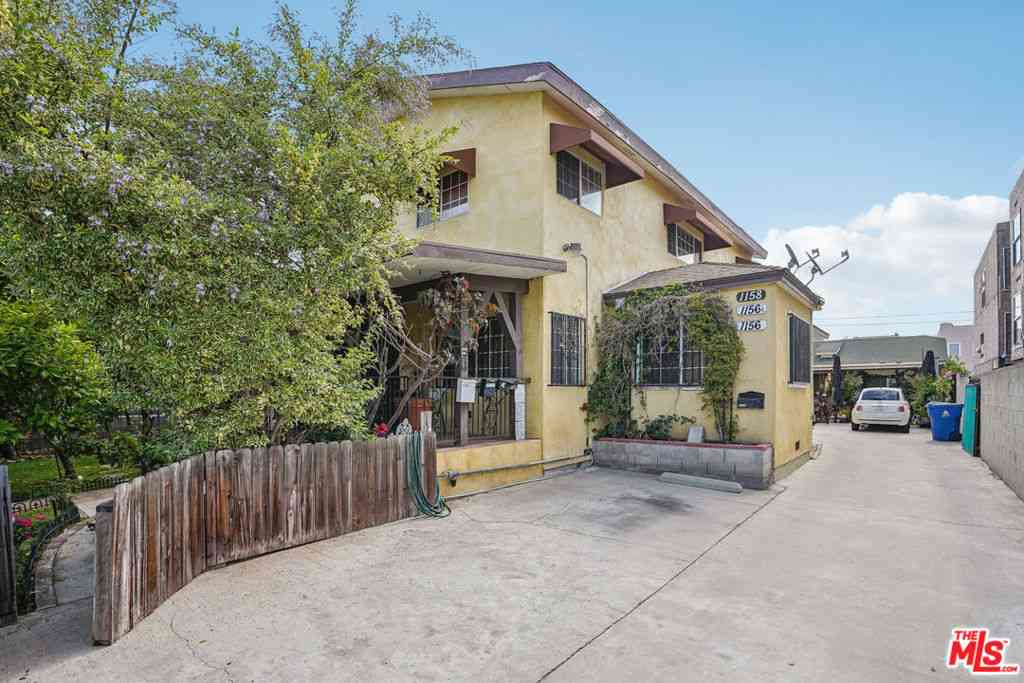 Homes For Sale - 1158 N Kenmore Avenue<br/> Los Angeles, CA 90029