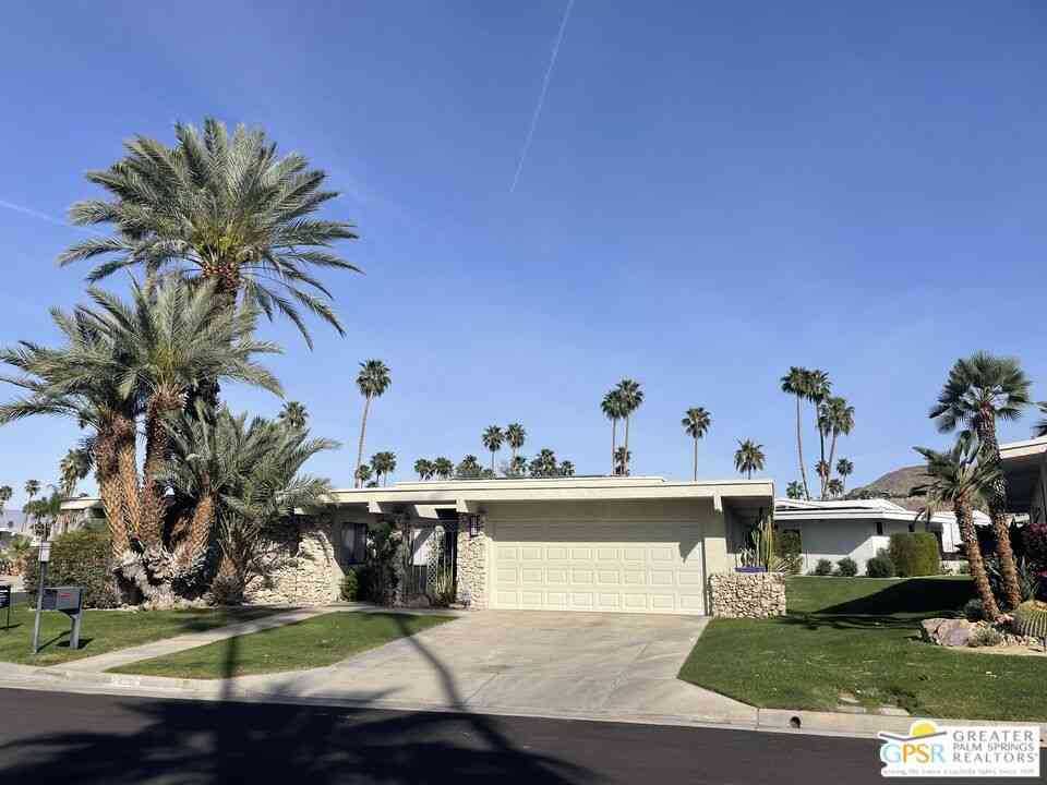 Condo For Sale - 2230 Paseo Del Rey<br/> Palm Springs, CA 92264