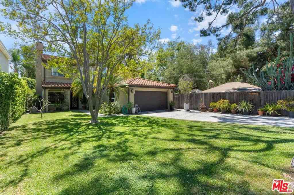 Homes For Sale - 12834 Landale Street<br/> Studio City, CA 91604