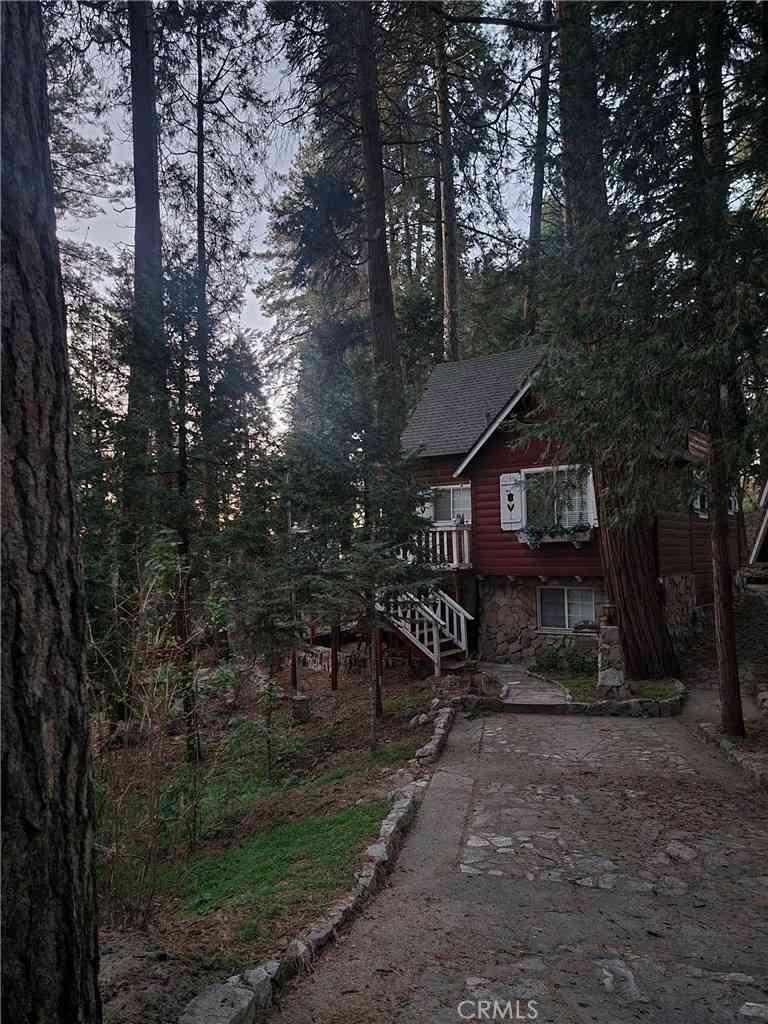 Homes For Sale - 24918 Houston<br/> Crestline, CA 92325