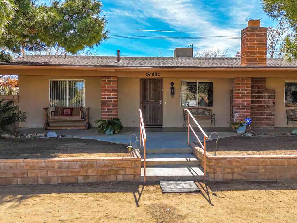Homes For Sale - 57885 El Dorado Drive<br/> Yucca Valley, CA 92284