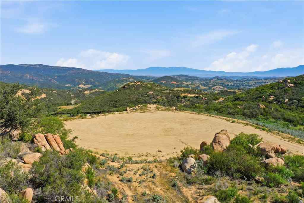 Vacant Land For Sale - 41591 Corte Vista Gusta<br/> Murrieta, CA 92562