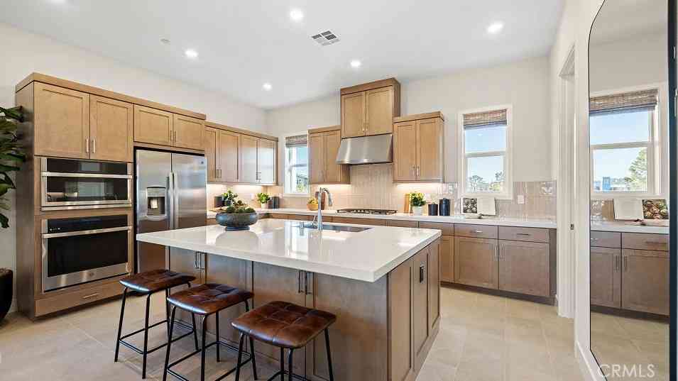 Condo For Sale - 840 Sonia<br/> Irvine, CA 92618