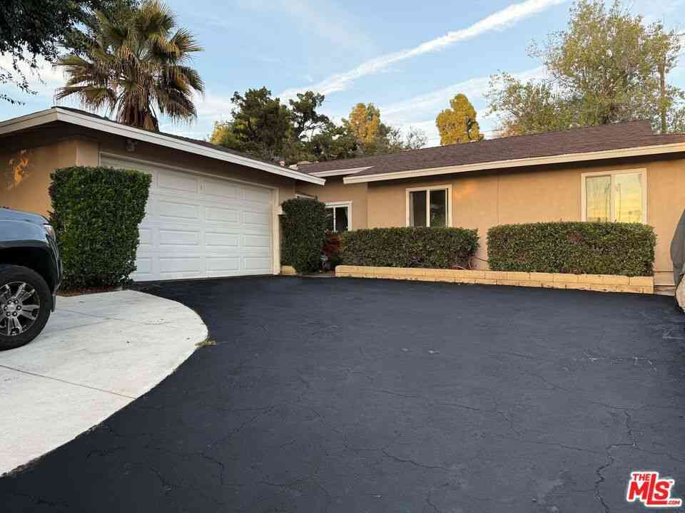 Homes For Sale - 11648 Prager Avenue<br/> Sylmar, CA 91342