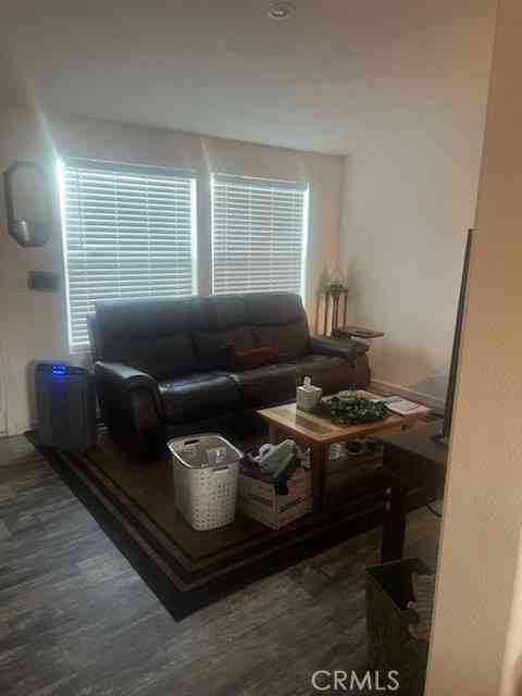 Mobile Home For Sale - 700 South Shefter Ave #36<br/> Shafter, CA 93263