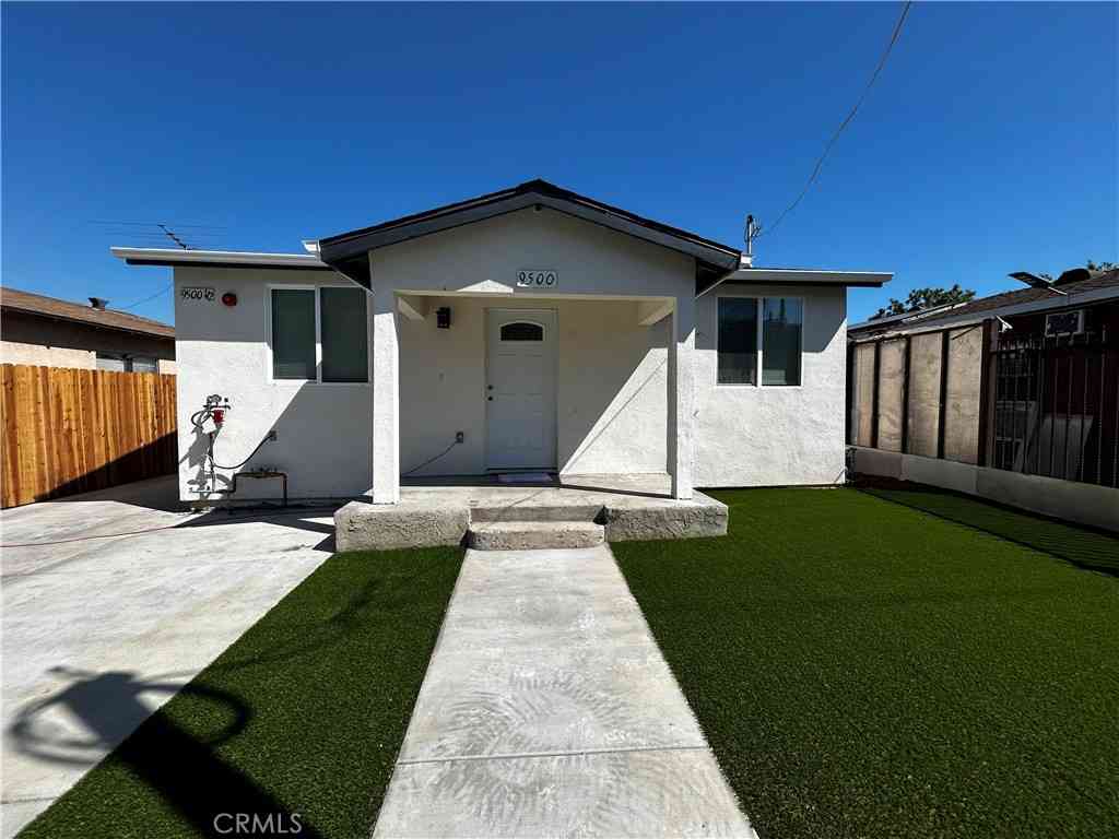 Multifamily For Sale - 9500 S Spring<br/> Los Angeles, CA 90003