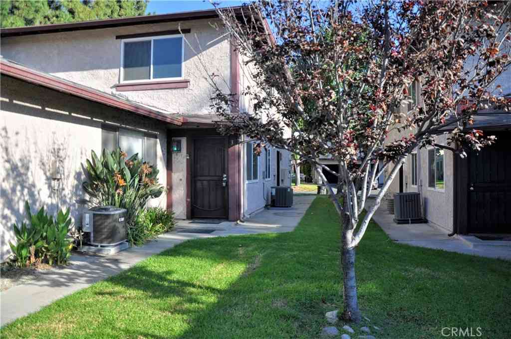 Condo For Rent - 1189 W Sierra Madre<br/> Azusa, CA 91702