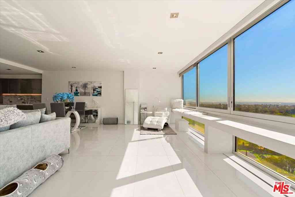 Condo For Sale - 2222 Avenue Of The Stars #1203<br/> Los Angeles, CA 90067