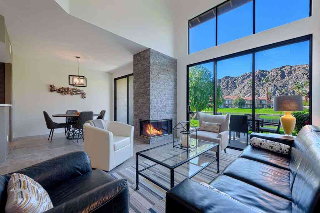 Condo For Sale - 55231 Tanglewood<br/> La Quinta, CA 92253