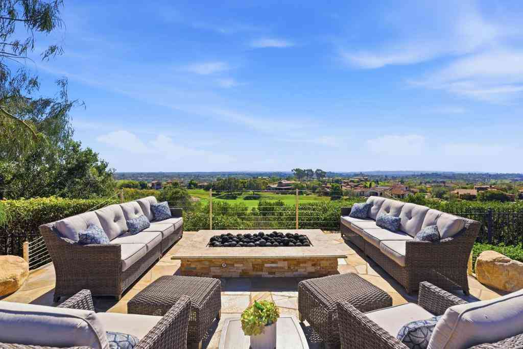 Homes For Sale - 7975 Villas<br/> San Diego, CA 92127