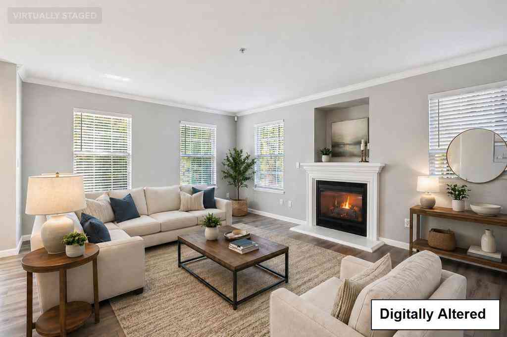Condo For Sale - 2159 Walsingham Court #62<br/> Tracy, CA 95376