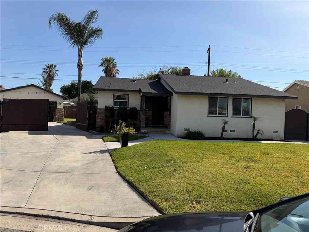 Homes For Sale - 17752 E Brookport<br/> Covina, CA 91722
