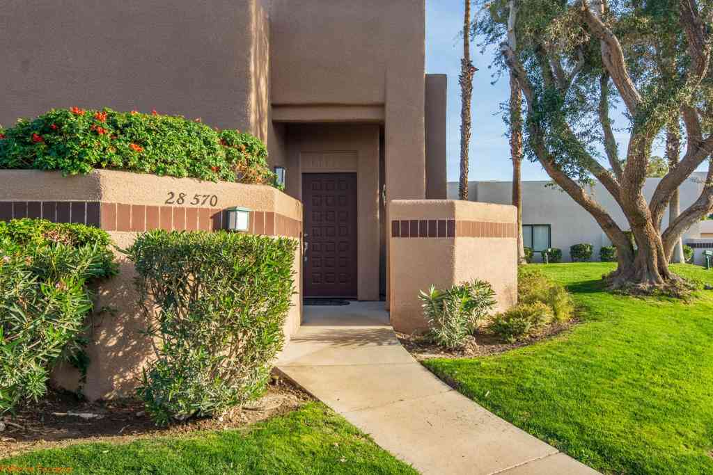 Condo For Sale - 28570 W Natoma Drive<br/> Riverside County, Cathedral City, CA 92234