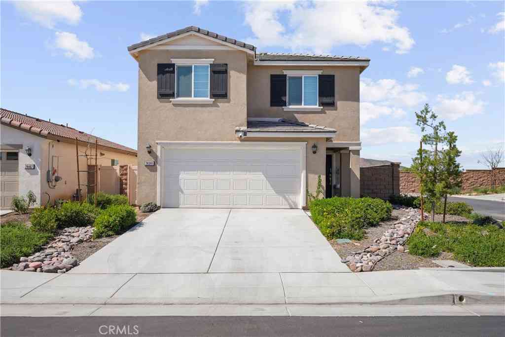 Homes For Sale - 28395 Matador Road<br/> Winchester, CA 92596