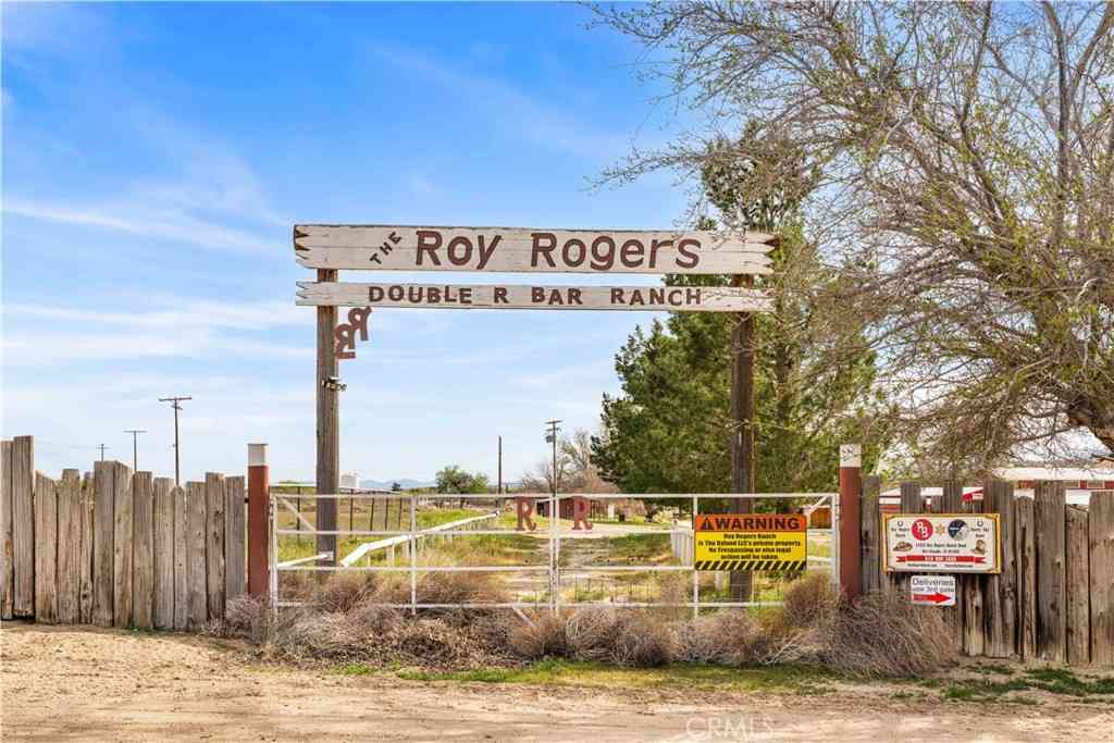 Homes For Sale - 14433 Roy Rogers Ranch<br/> Oro Grande, CA 92368
